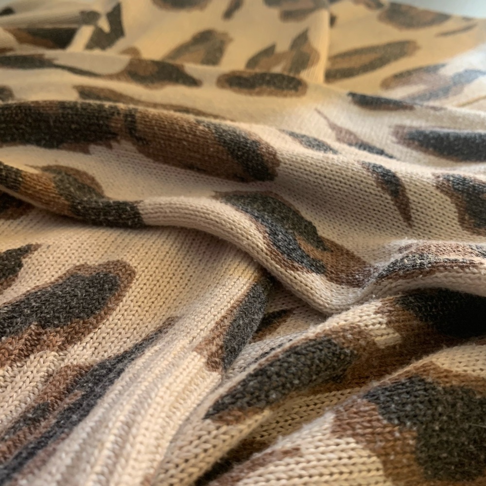 LEOPARD LOOSE KNIT SWEATER